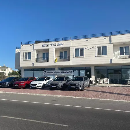 White House Cappadocia 公寓式酒店 4*